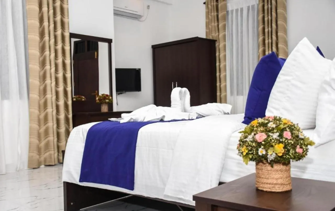 Mamma Raji Hotel - Freedom Paradise 尼甘布